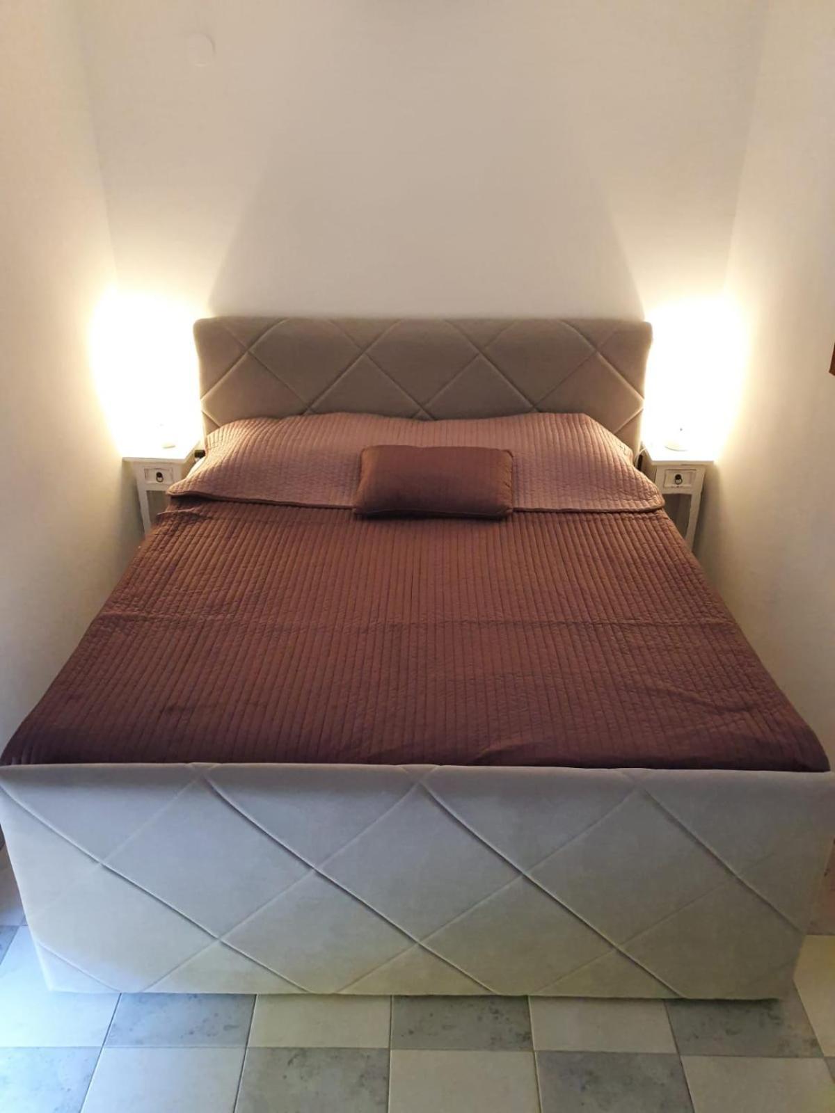 Apartments Zadar Nin Anton I Martina Vrsi Quarto foto